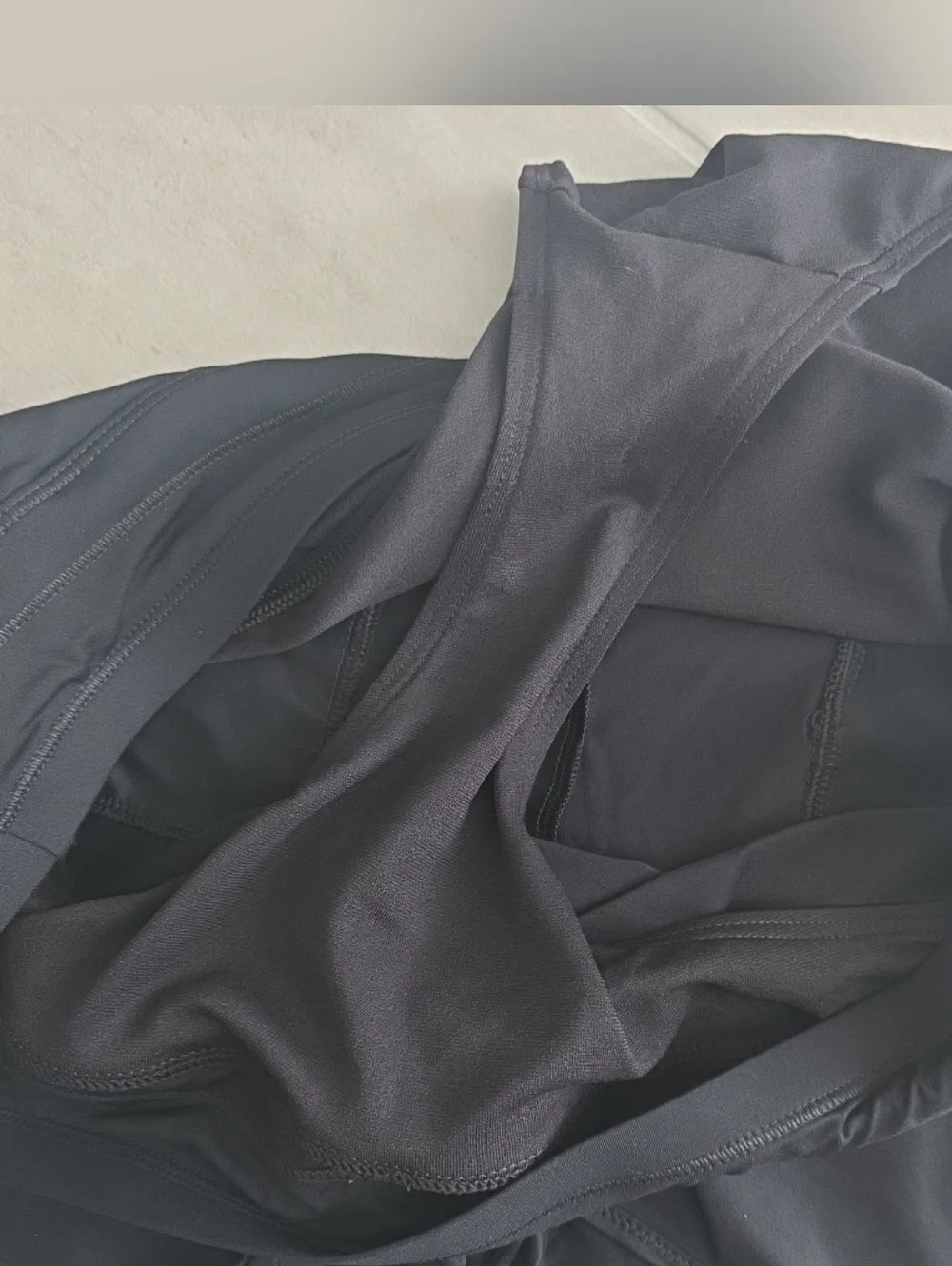 Athleta Black Swim Shorts Medium - Picture 5 of 8